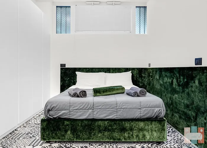 PAG60 -Crescenzago-Luxury Green House